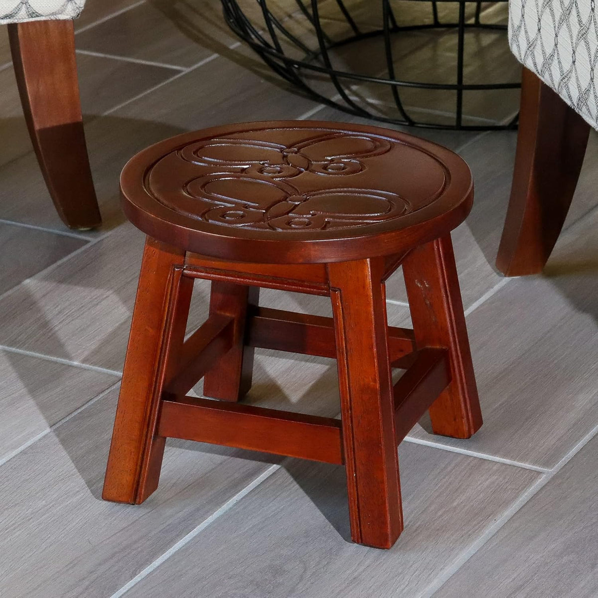 Antique White Carved Wooden Step Stool W208579