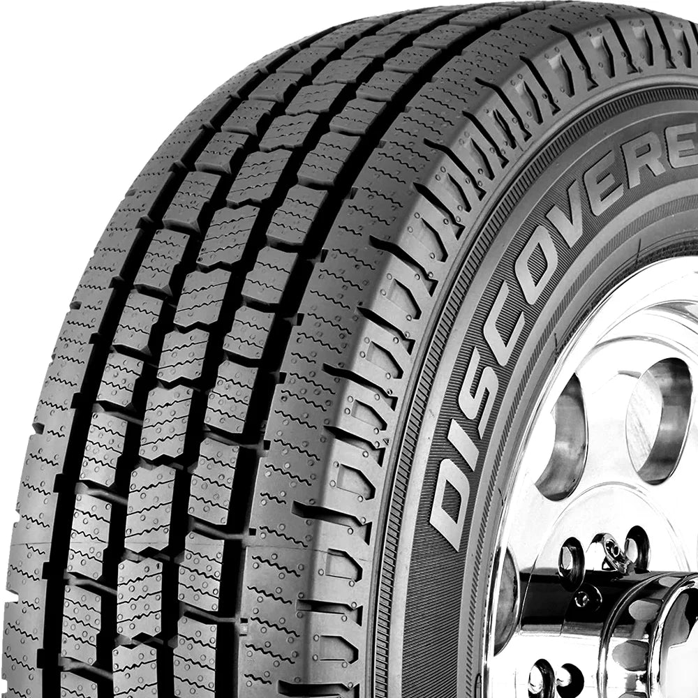 Set of 4 235/65R16 Commercial Tires N43383