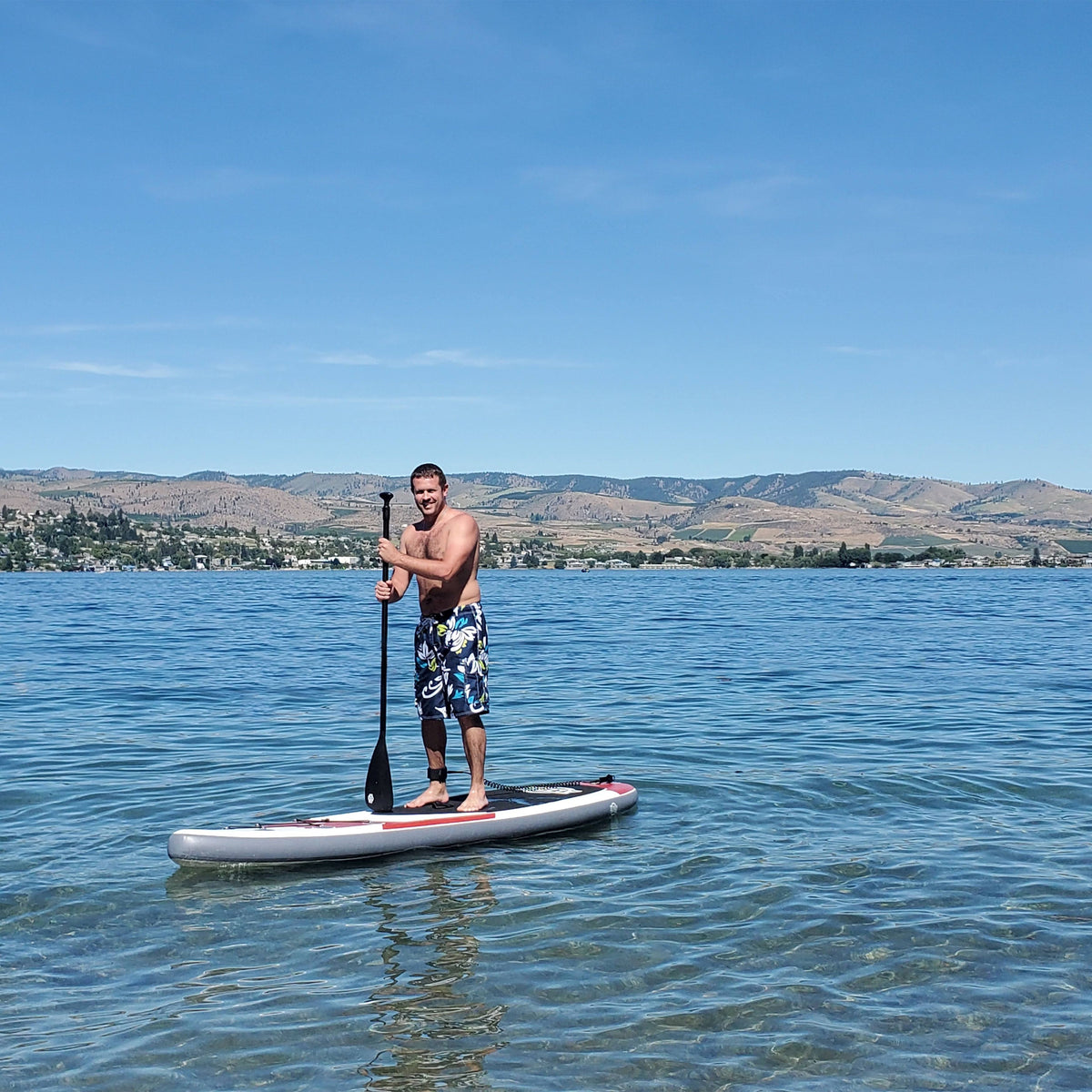 Inflatable Paddle Board with Carry Bag T636317