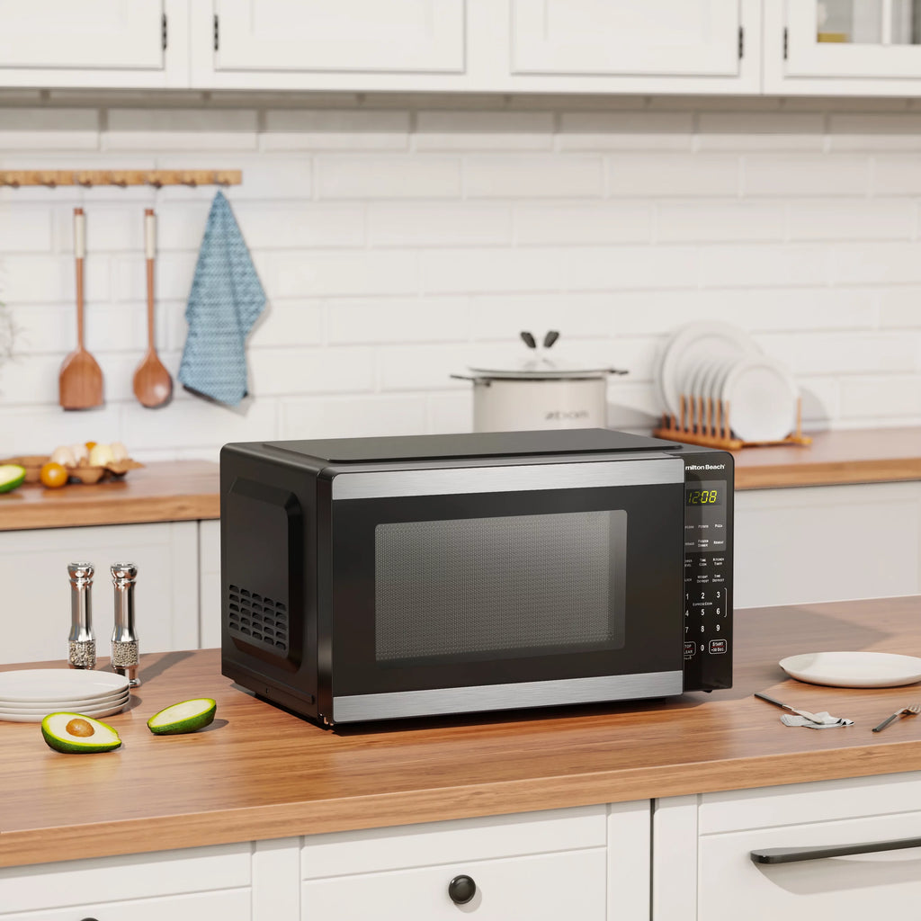0.9 Cu ft 900 Watts Stainless Steel Countertop Microwave Oven G555