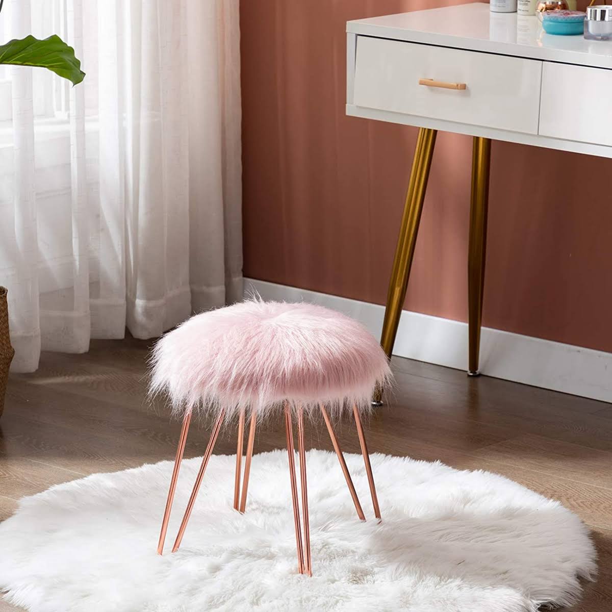 White Faux Fur Accent Stool U9996